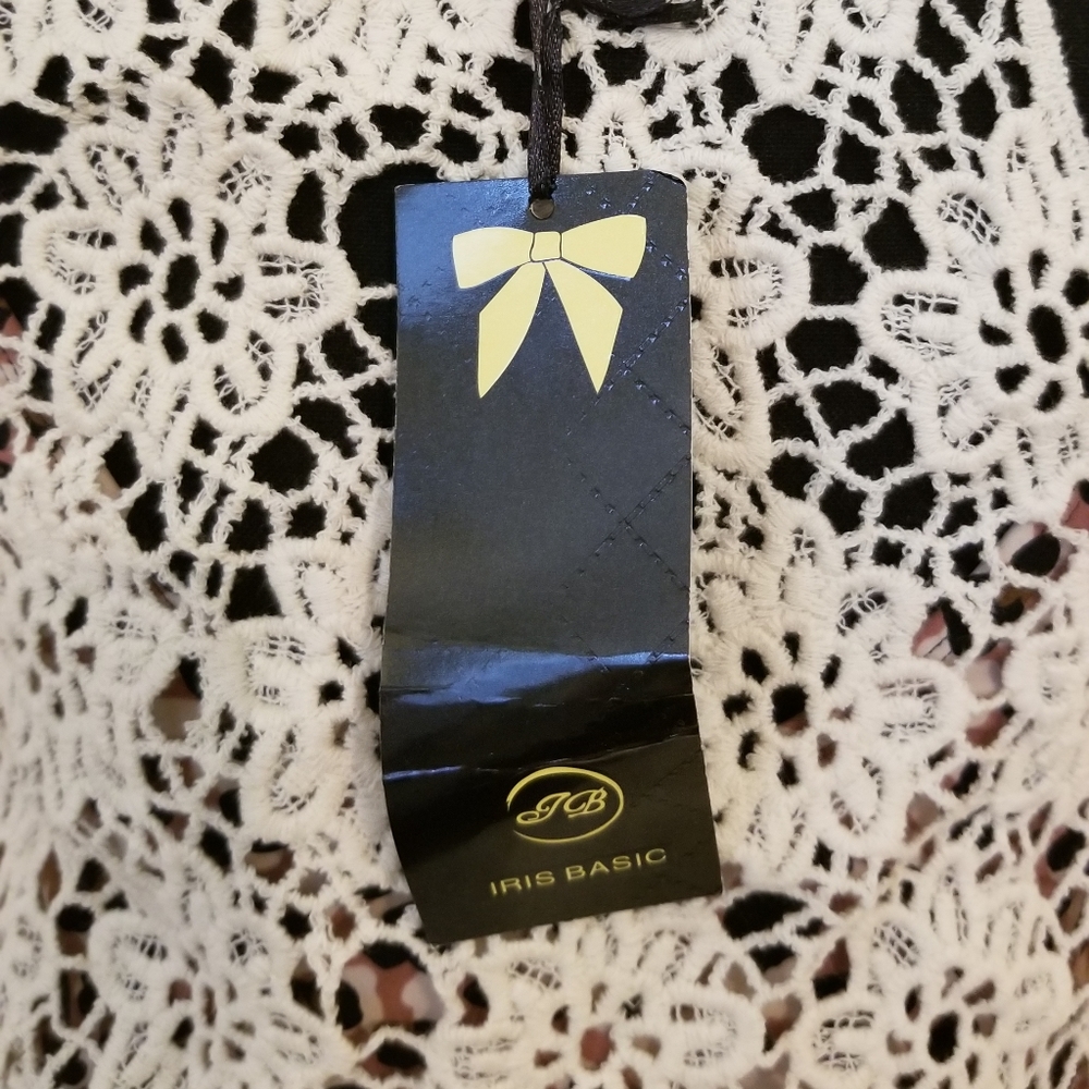 Boho style coverup. Small. Cream. NWT. - Picture 3 of 3